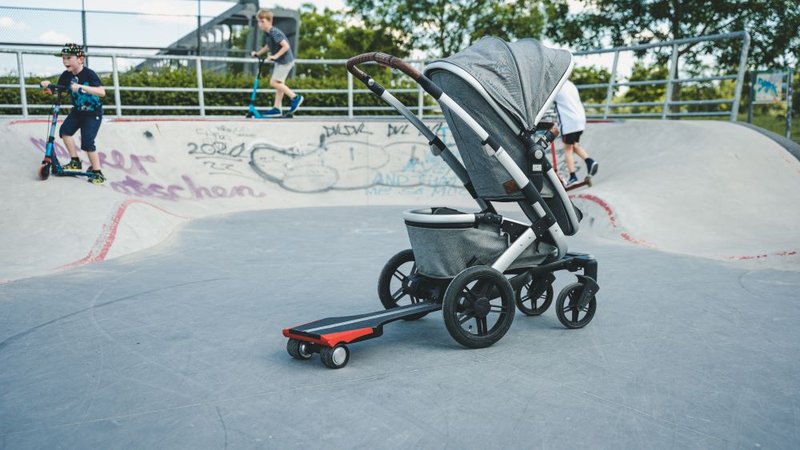 Der walk-e, ein elektrisches Familyboard zum Transport junger Familien